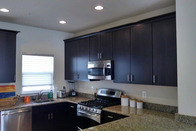 Foto del edificio - 4418 Longfellow St