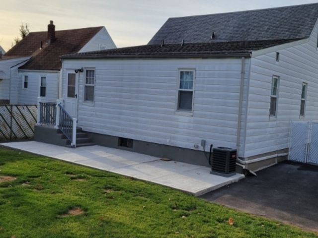 Building Photo - 45 Trudy Dr