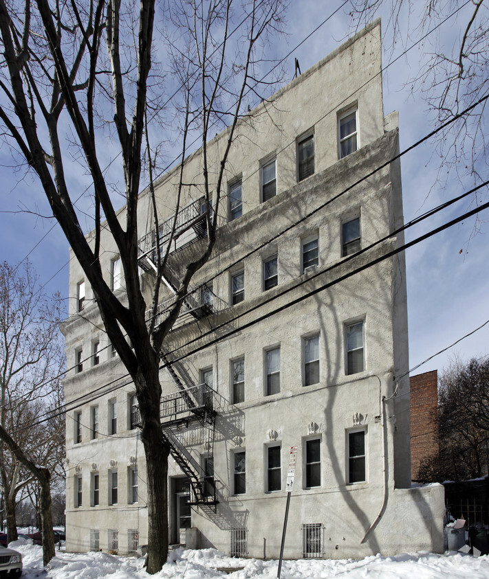 Foto del edificio - 182-184 Kensington Ave