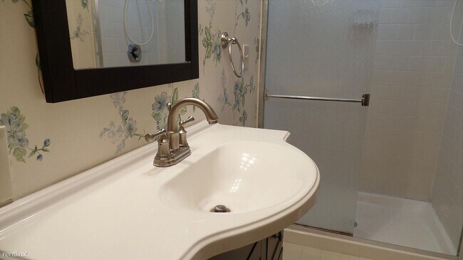Foto del edificio - 3 br, 2 bath House - 1707 Republic Rd