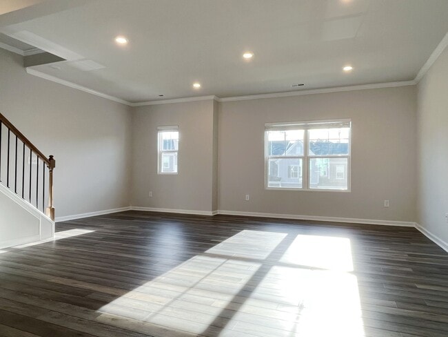 Building Photo - 1420 Rosepine Drive