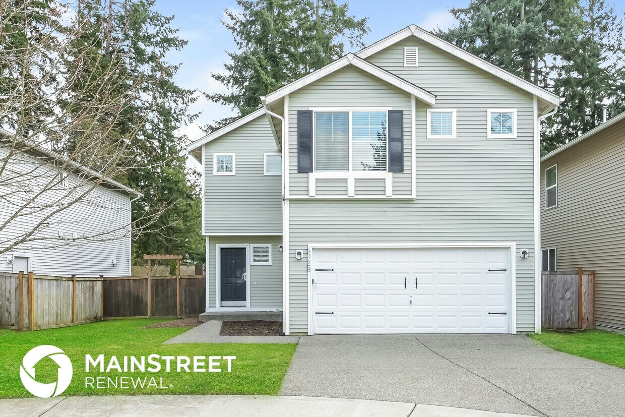 Foto principal - 5128 203rd St Ct E