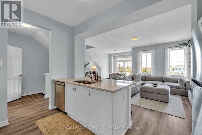 Building Photo - 602 Damson Gardens Grv