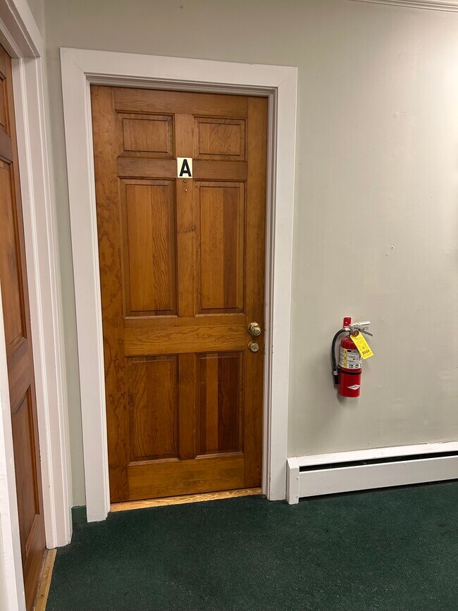 Private entrance - 1 S Main St