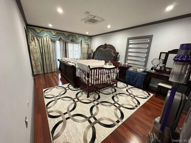 Foto del edificio - 50-27 175th St