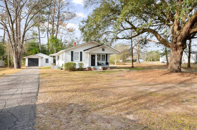 Building Photo - Spacious 2-Bedroom, 1-Bathroom Home in Ric...