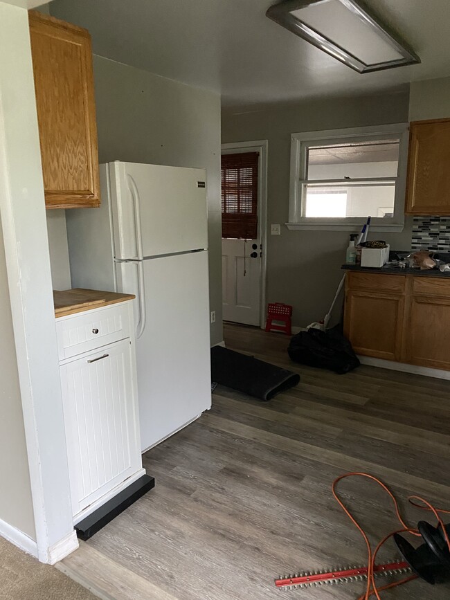 Kitchen - 91 Beech Ave