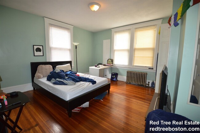 Foto del edificio - 148 Strathmore Rd