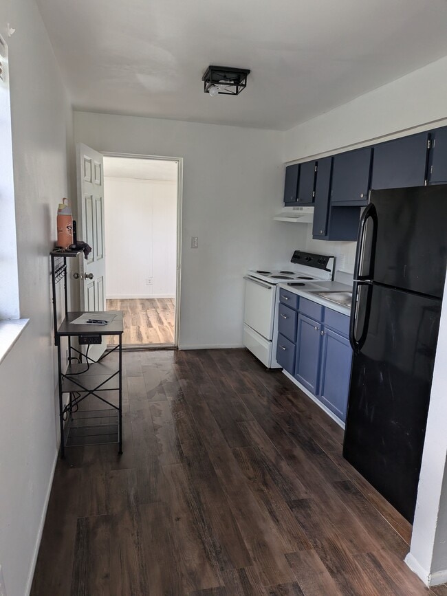 Photo - 1902 Park Manor Dr House