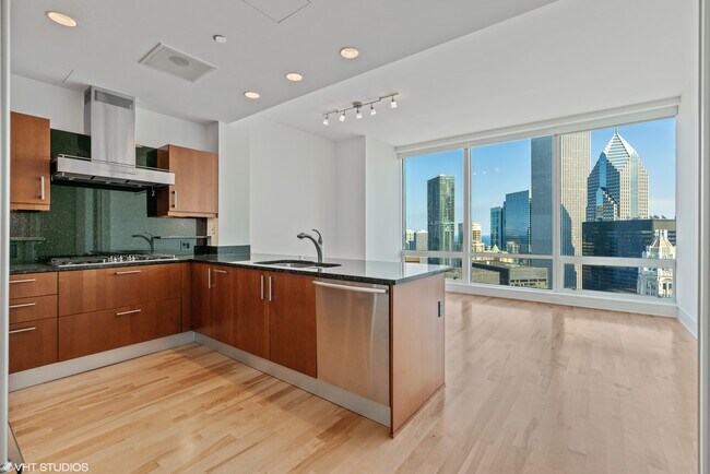 Building Photo - 401 N Wabash Ave
