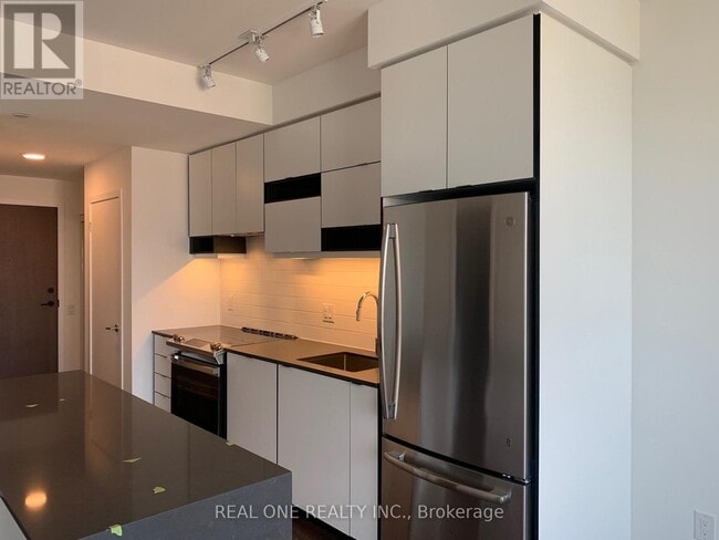 Building Photo - 4065 Confederation Pkwy