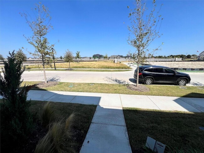 Foto del edificio - 2837 Jacaranda Dr