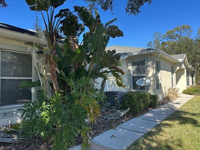 Foto del edificio - 3450 Chapel Creek Cir