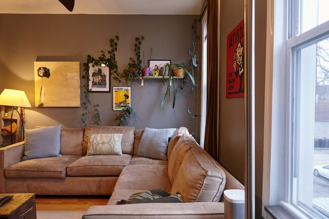 Living Room - 2053 N Lawndale Ave