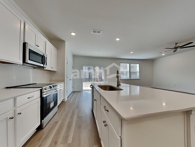 Foto del edificio - 1151 Livengood Wy