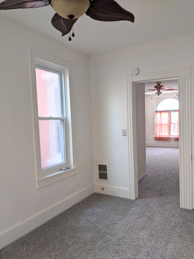 Comedor - 1314 Green St