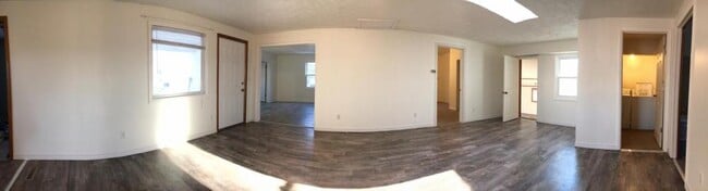 Building Photo - 801 North Fourth Avenue