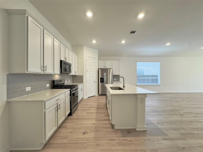 Foto del edificio - 2109 Gabriels Horn Rd