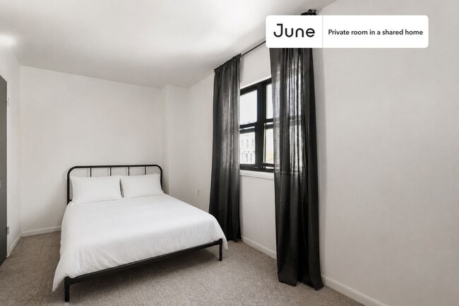 Room in Shared 5 bed/3 bath home in Logan Circle - Room in Shared 5 bed/3 bath home in Logan Circle