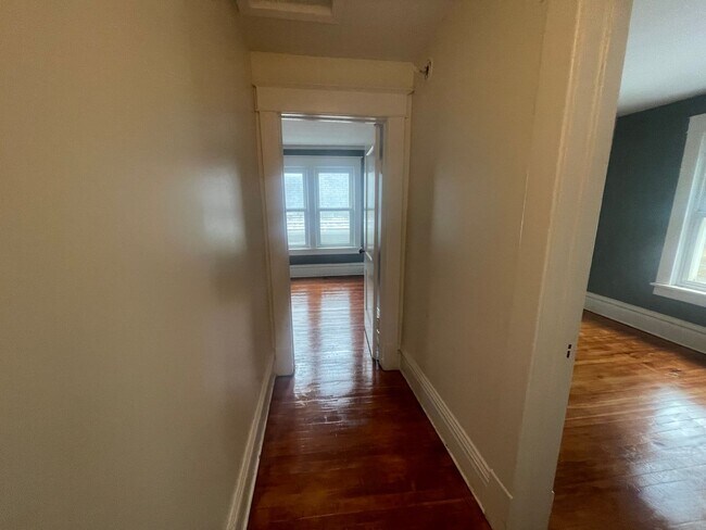 Foto del edificio - 1795 W James Ave