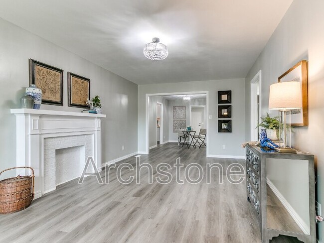 Photo - 2617 NW 37th St House