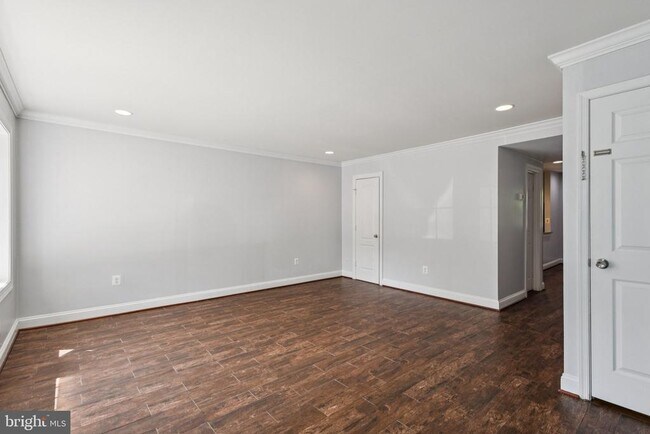 Foto del edificio - 14934 Ashdale Cir