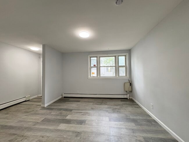 42 Rutgers Ave 1L - 41 Rutgers Ave