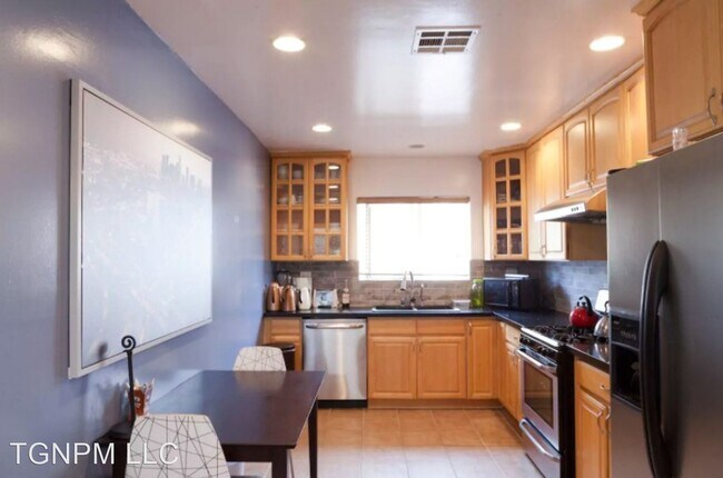 Building Photo - 4 br, 2 bath House - 436 Brightwood St