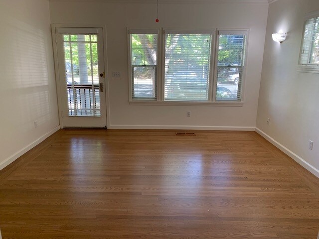 Building Photo - 2018 G St