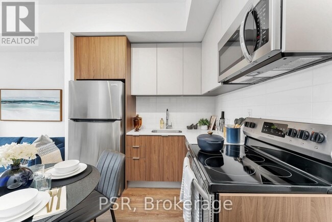 Building Photo - 41 Danforth Rd