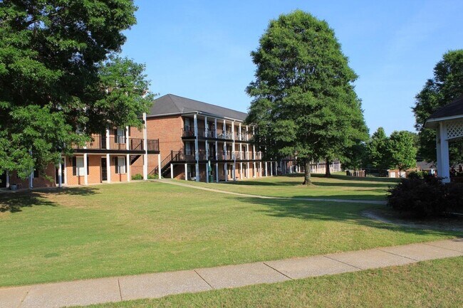 Foto del edificio - Riverbend Commons - Unit 204-B