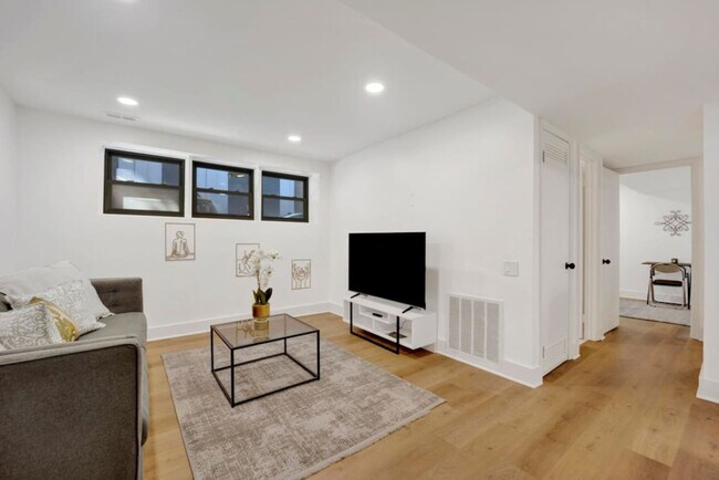 Foto del edificio - 503 W Wrightwood Ave