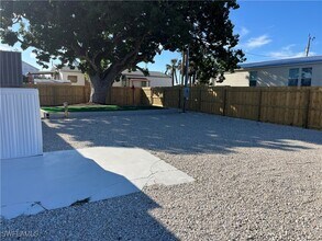 Building Photo - 5109 Flamingo Dr