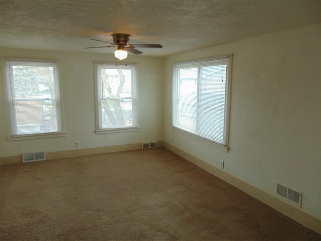 Building Photo - 1336 S Norwood Ave