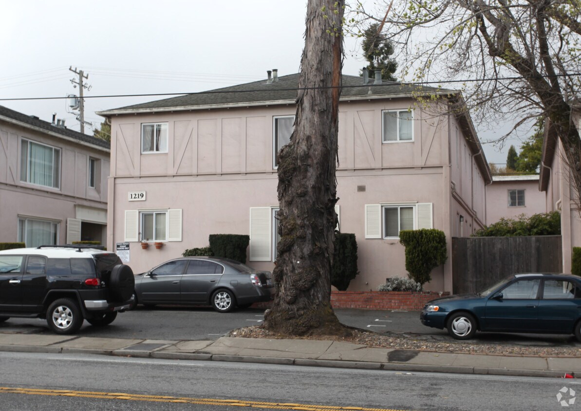 Foto del edificio - 1219 El Camino Real