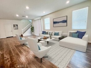Building Photo - 6105 Rosewood Way