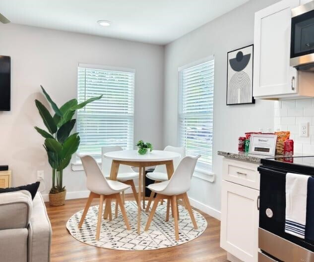 Building Photo - 8215 Hanna St