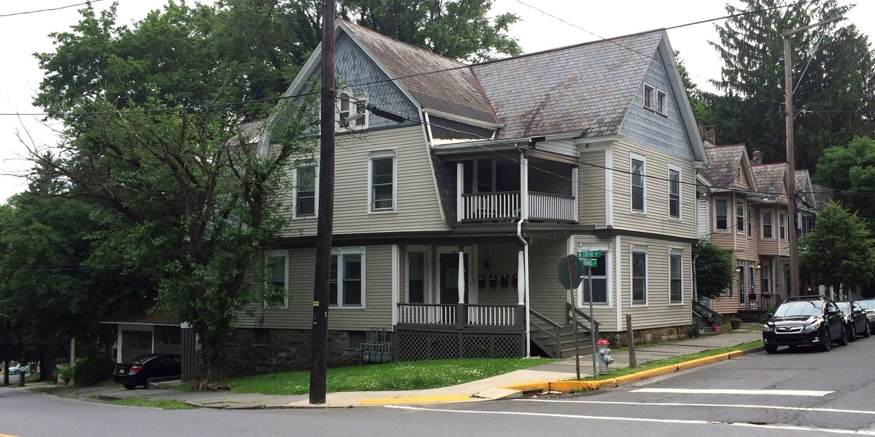 Primary Photo - 501 Thomas St