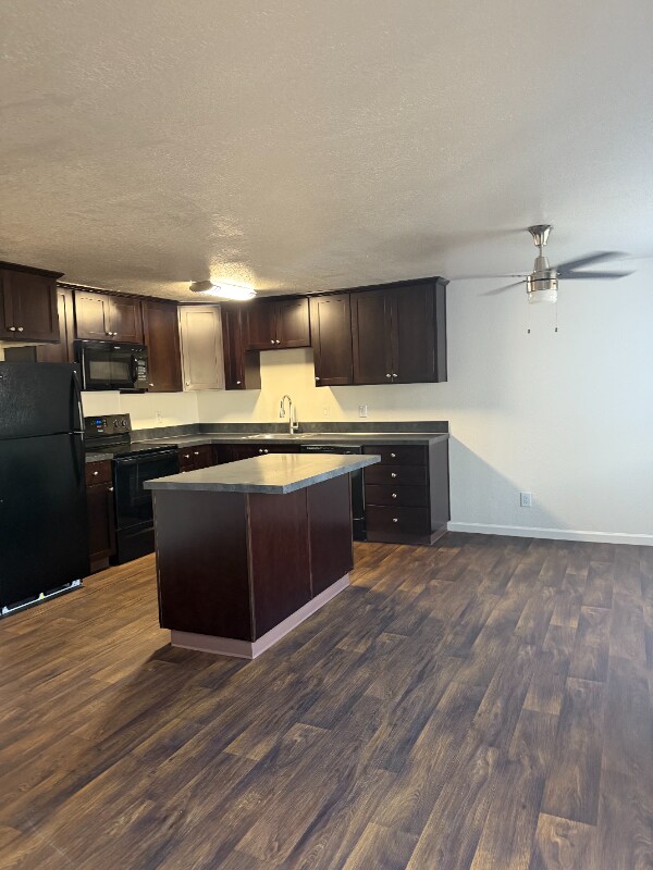 Foto del edificio - 903 SW 185th Ave