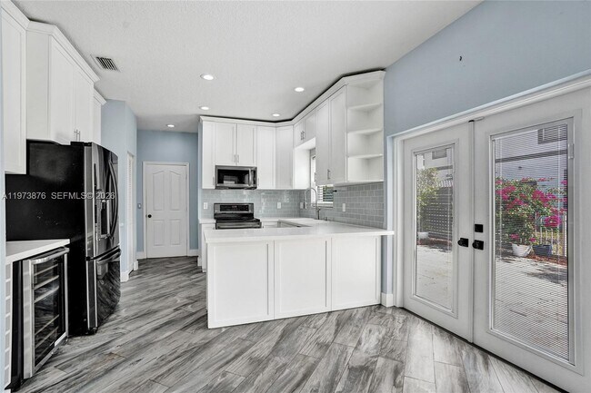 Building Photo - 847 NW 127th Ave