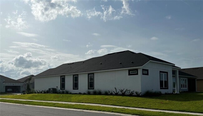 Foto del edificio - 234 Mosaic Blvd