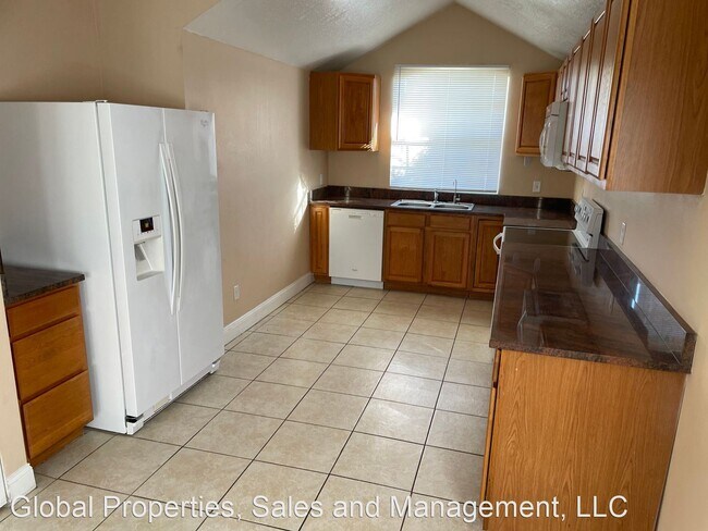 Building Photo - 4 br, 2.5 bath House - 2334 Carriage Run Road