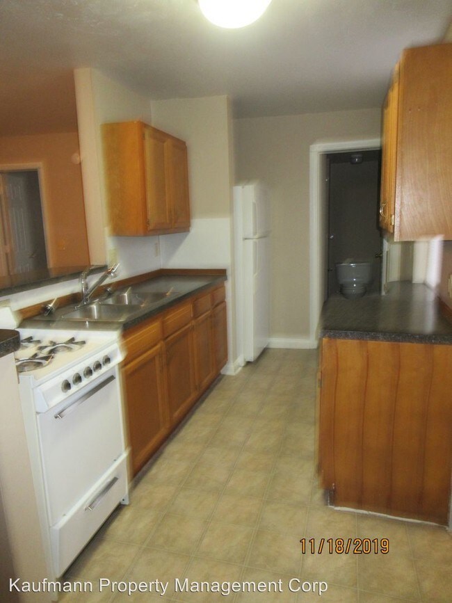 Foto del edificio - 236 E Dewald St