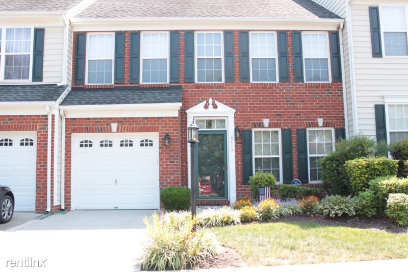 Foto principal - 9413 Meredith Creek Ln