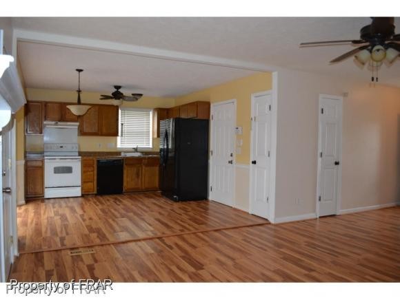 Foto del edificio - 2272 Spindletree Dr