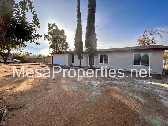 Foto del edificio - 16559 Manzanita St
