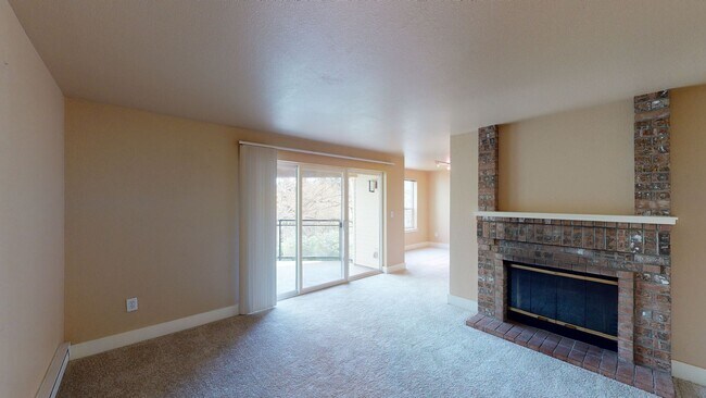 Foto del edificio - Gold Pointe condo!  2 Bed, 2 Bath Condo w/2 parking spaces, MOVE IN SPECIAL - Available NOW!