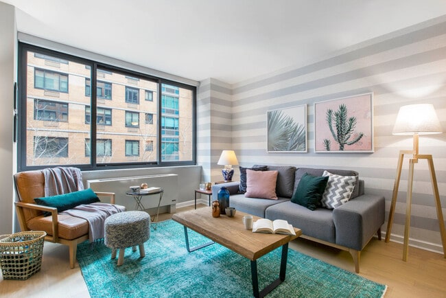 Building Photo - 535 W 23 St