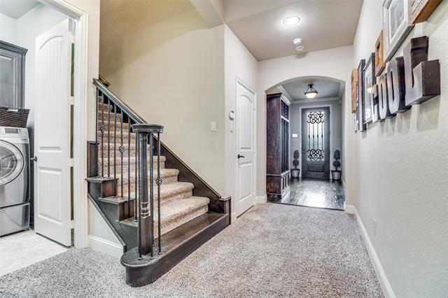 Foto del edificio - 401 Sarah Cir