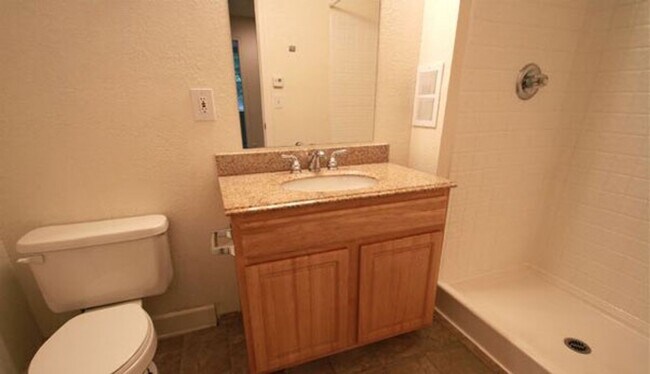Foto del edificio - 1544 8th St